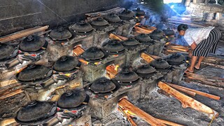 SUASANA PAGI HARI DI WARUNG AYAM PANGGANG MBAH BOTOK PURWANTORO, KEMEBUL BIKIN MEREM MELEK