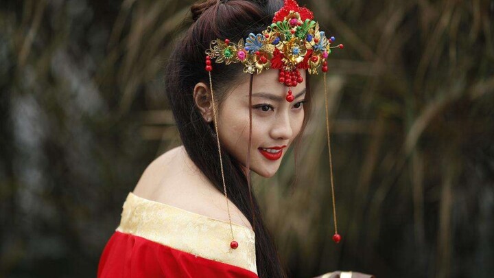 [Zhang Jiani] Her ancient costume is so beautiful!