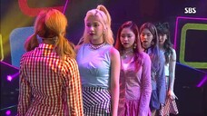 Russian Roulette (Inkigayo 161002)