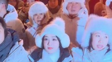 Yang Zi's glutinous milk ball wife, father-in-law and mother-in-law also went there. What a loving f