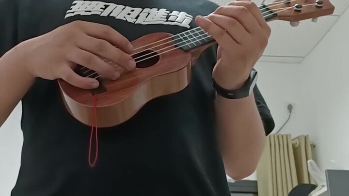 When you use a 30 ukulele to play the guitar solo of Bohemian Rhapsody [human low-quality performanc
