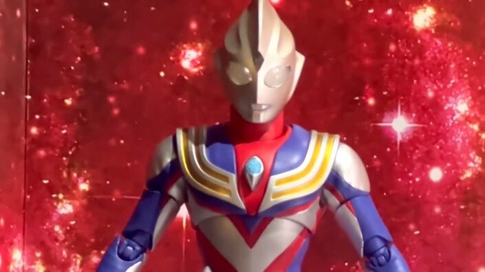 What is it like to put the Bandai Soul Exhibition SHF Ultraman small booth at home?