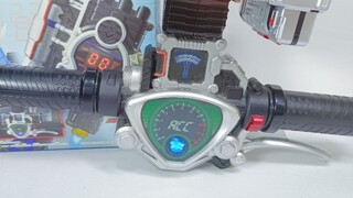 9.8 seconds! That is the end of your despair! Ten years ago, the old Bandai god-level light effect! 