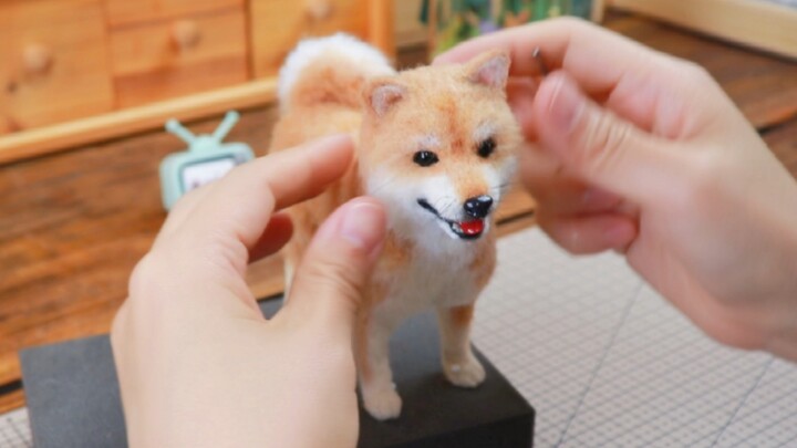 Such a cute Shiba Inu is actually made of wool felt