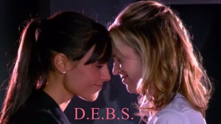 D.E.B.S. (2004)