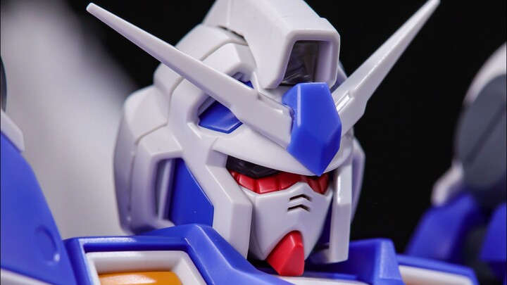 Bahkan RE memiliki detail yang sangat tajam! Bandai RE Gundam gp04