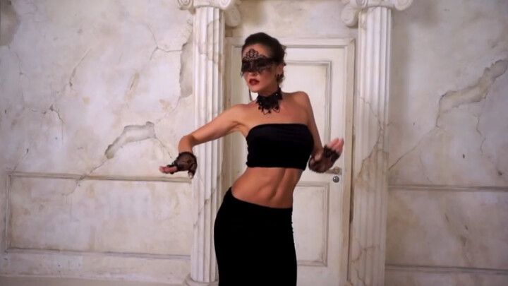[Belly Dance] Nữ thần đen trắng xinh đẹp HD Yana Kremnave-Kremushka (nhạc của Gosha Flint)