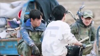 Sepuluh kantong mencolok beracun