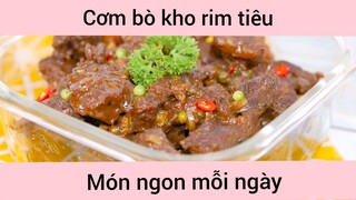 Cơm bò rim tiêu