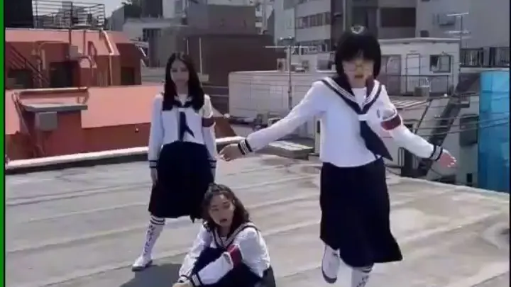 Japanese BBW dancing 01
