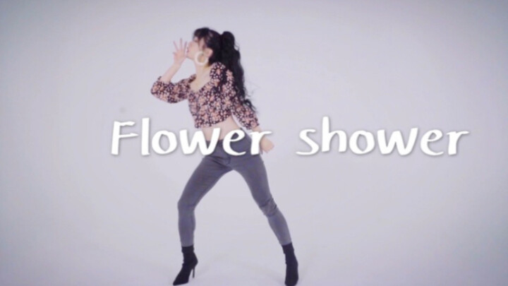 【Mya】泫雅 flower shower 穿细高跟鞋跳舞太难了！！！！