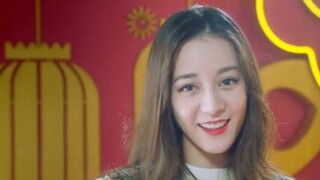 [Dilraba Dilmurat] A group of stars sang "We Are All Dreamers". On this day that belongs to young pe