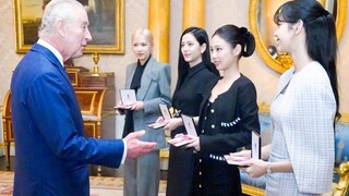 พระมหากษัตริย์แห่งสหราชอาณาจักรทรงมอบรางวัล BLACKPINK และ MBE-