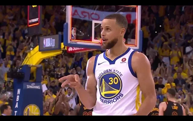 Stephen Curry - ช็อตที่น่าทึ่ง 2017/2018