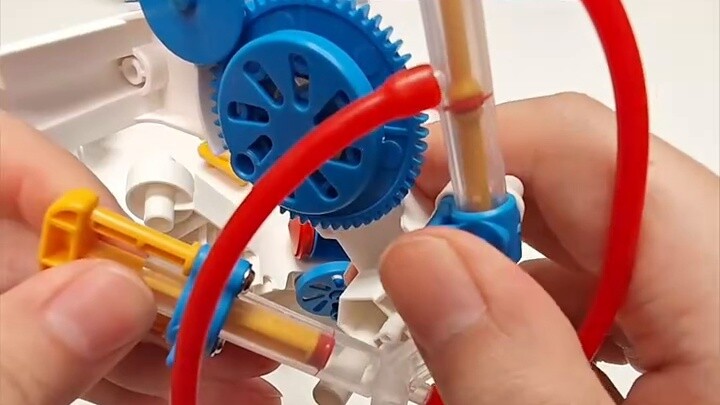 [Unboxing] A true new energy vehicle? Asynchronous twin-cylinder engine!