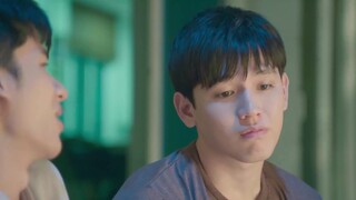 [Dark Blue Kiss] พีทพูดกับเก้า: ไม่ใช่เพราะฉันชอบผู้ชาย ฉันเลยดีกว่าคนอื่น