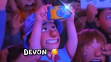 Devon in 4town concert 💗 turning red