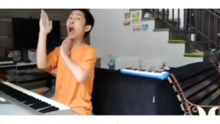 Devinisi Main Piano Sambil Kesurupan😂😂