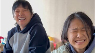 妹妹长大不好骗了，但还好，妈妈没有长大