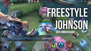 Freestyle Johnson pake Skin Anniversary? Siapa takut!