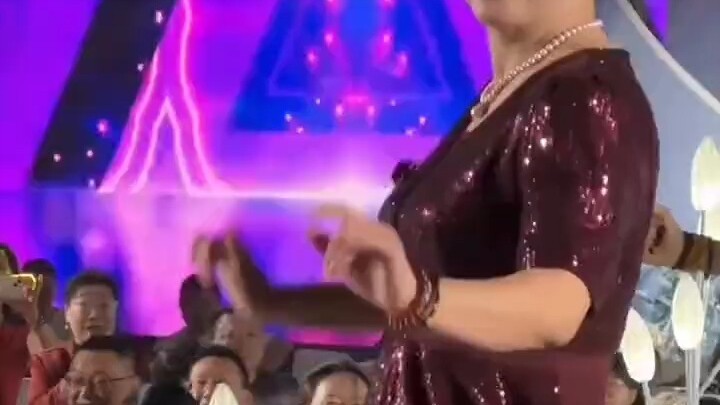 Happy Mama Dance full version I came across the ocean to see you