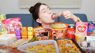 [Mukbang TV] - Đồ ăn ở cửa hàng tiện lợi Hàn Quốc