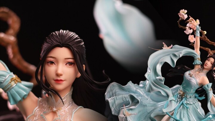 No panties? Unboxing of the Xiao Xun'er figure from Battle Through the Heavens