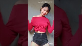 Sexy girl Asian dance in tik tok #09 | Beutiful Asian girl dance sexy