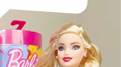 năm mới búp bê barbie mới