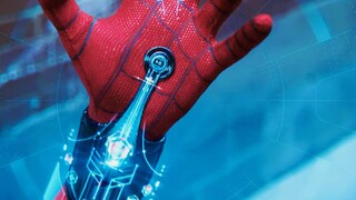 Peter Parker mengaktifkan kostum dari bantalan di tangan|<Spider-Man>