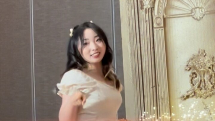 I declare that the wedding and asking for love are 1000% compatible! What is love momo position stra