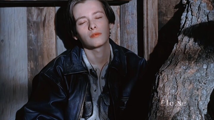 【Edward Furlong】 Quá khứ chảy trong mắt bạn