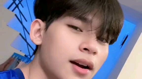 Pogi ni kuya kurt
