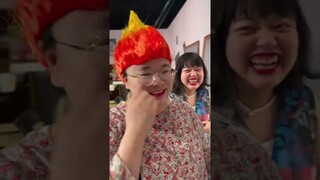 这个貌无双的女人，就算再丑的女人经过她的手都能变得十分美丽#搞笑 #情景剧 #shorts