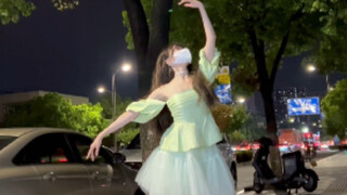 别被照亮 就这样发光 跳到你的心巴上了吗
