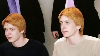 Weasley Twins】 Tidak cukup hanya menyukai satu, kita bisa memiliki dua dari kita