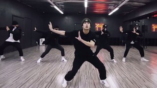 【Jackson Wang】 Titanic (Dance Practice Video)