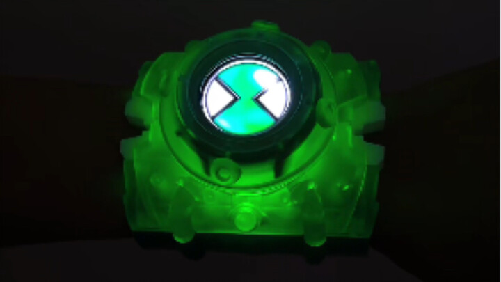 "Jiuge's 3D" Saya langsung tampil sebagai pahlawan! Omnitrix generasi pertama Ben10