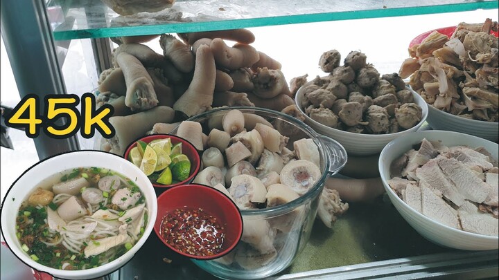 Bánh canh đuôi heo Trảng Bàng ăn "sực sực" cực ngon ở chợ Hồ Thị Kỷ