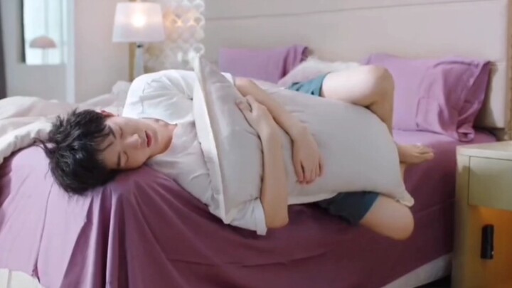 "Yaoyao looks like this... I can't guarantee that a pervert like me won't do something Oo"