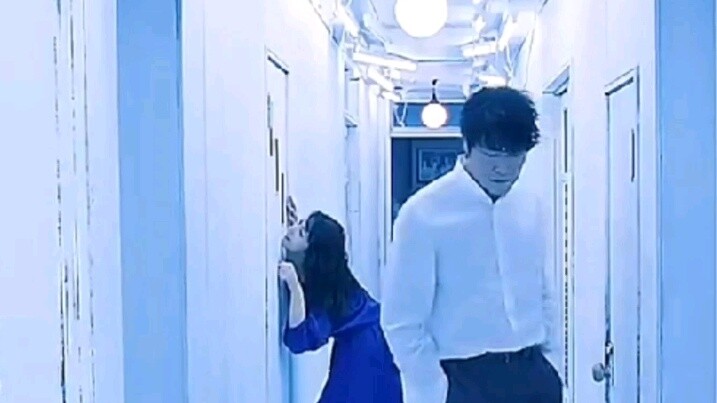 A classic Korean movie that combines love, eroticism, and thriller.