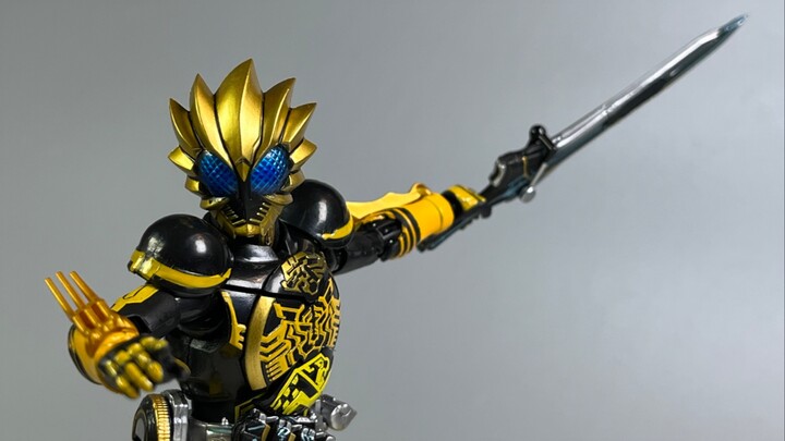 Episode yang paling bagus! Kamen Rider Oz Cat remake KO domestik patung tulang asli kelompok gabunga
