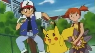 It turns out that Pikachu's unique face-pinching skill was first taught by Satoshi!