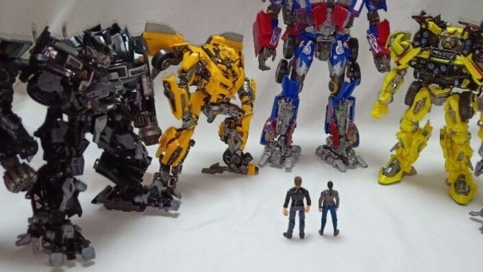 Mua phim về rồi có ngon thật không? Đánh giá học thuật: Transformers MPM Bumblebee, Optimus Prime và