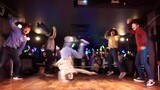 Các Otaku nhảy bài "Law-evading Rock" - Kagamine Len & Neru