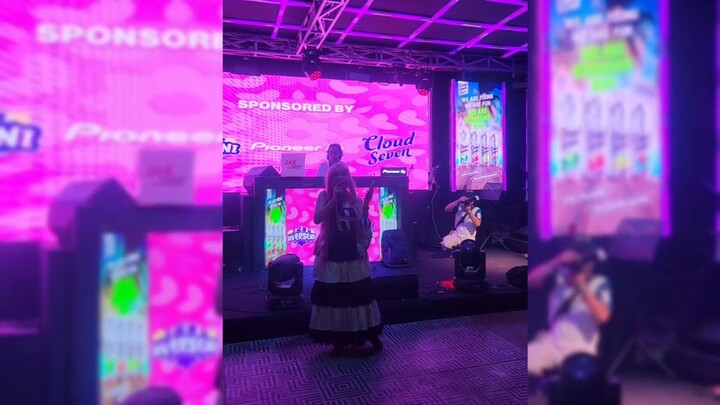 Pertama kali ikut lomba Anisong,jadi  lupa lirik karena grogi.semangat lagi karena dukungan penonton