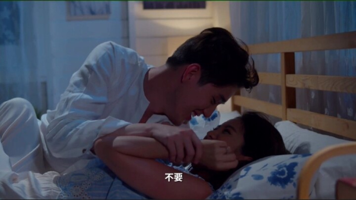 [Kiss scene] Cute Thai couple
