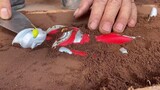 Sand casting copper-made Ultraman Tiga model
