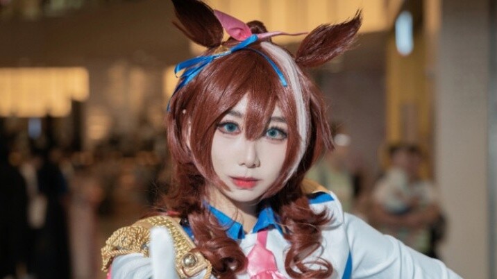 [Zhou Zhou] Kamu suka kuda! (Legend of Horse Jumping)- Uma Musume: Pretty Derby COS Emperor of the East China Sea (setelan terakhir) ver.