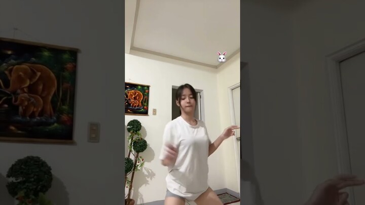 cewek cantik bakat menari yg bagus tarian seksi #dance #trend #viral #funny #shorts  #cewek #cantik